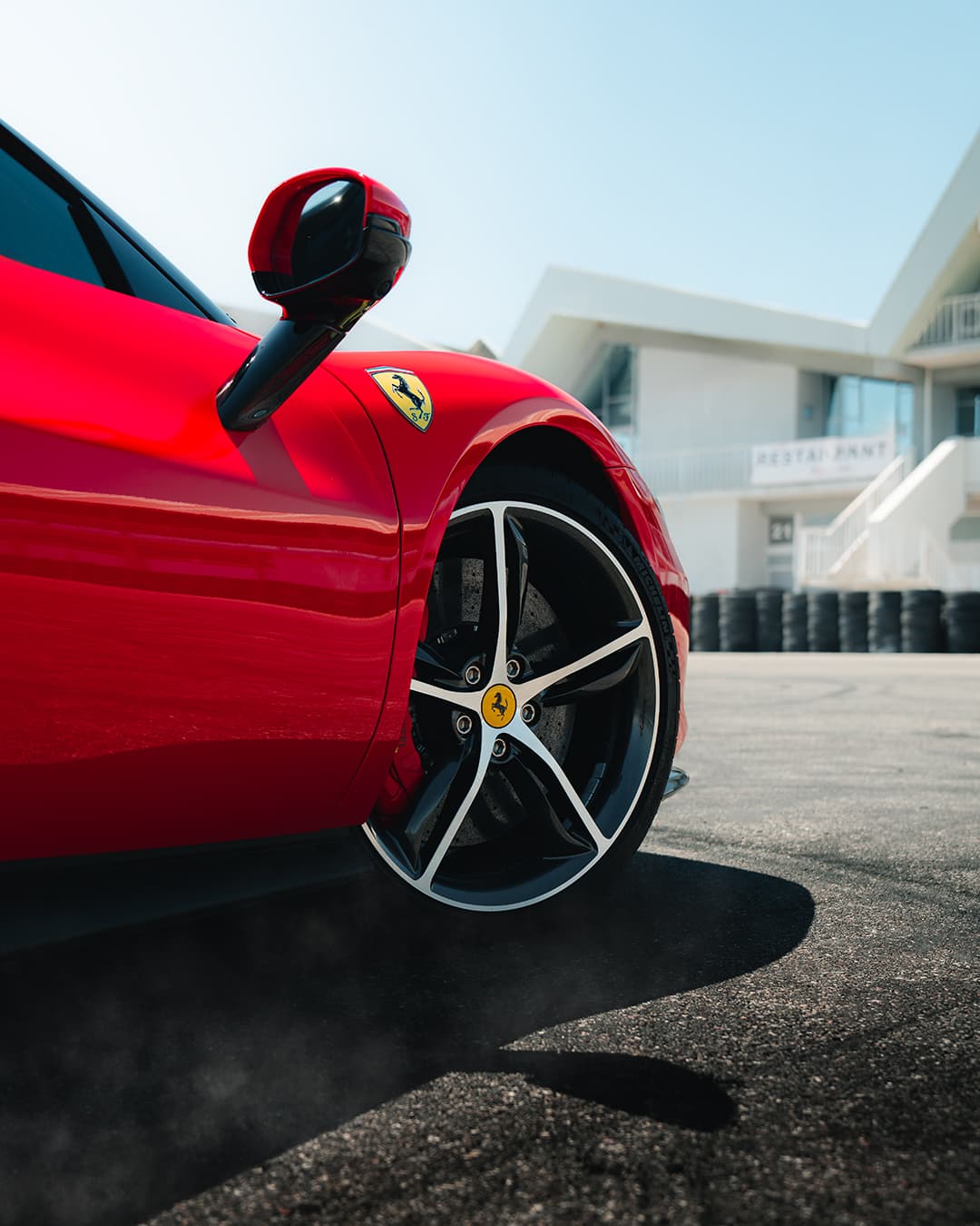 Ferrari 296 GTB 2025