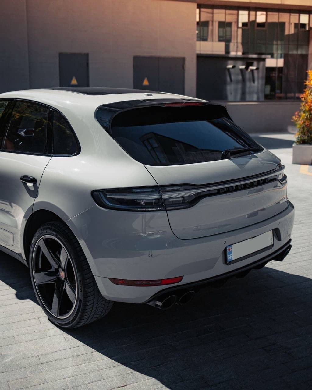 Porsche Macan S 2021