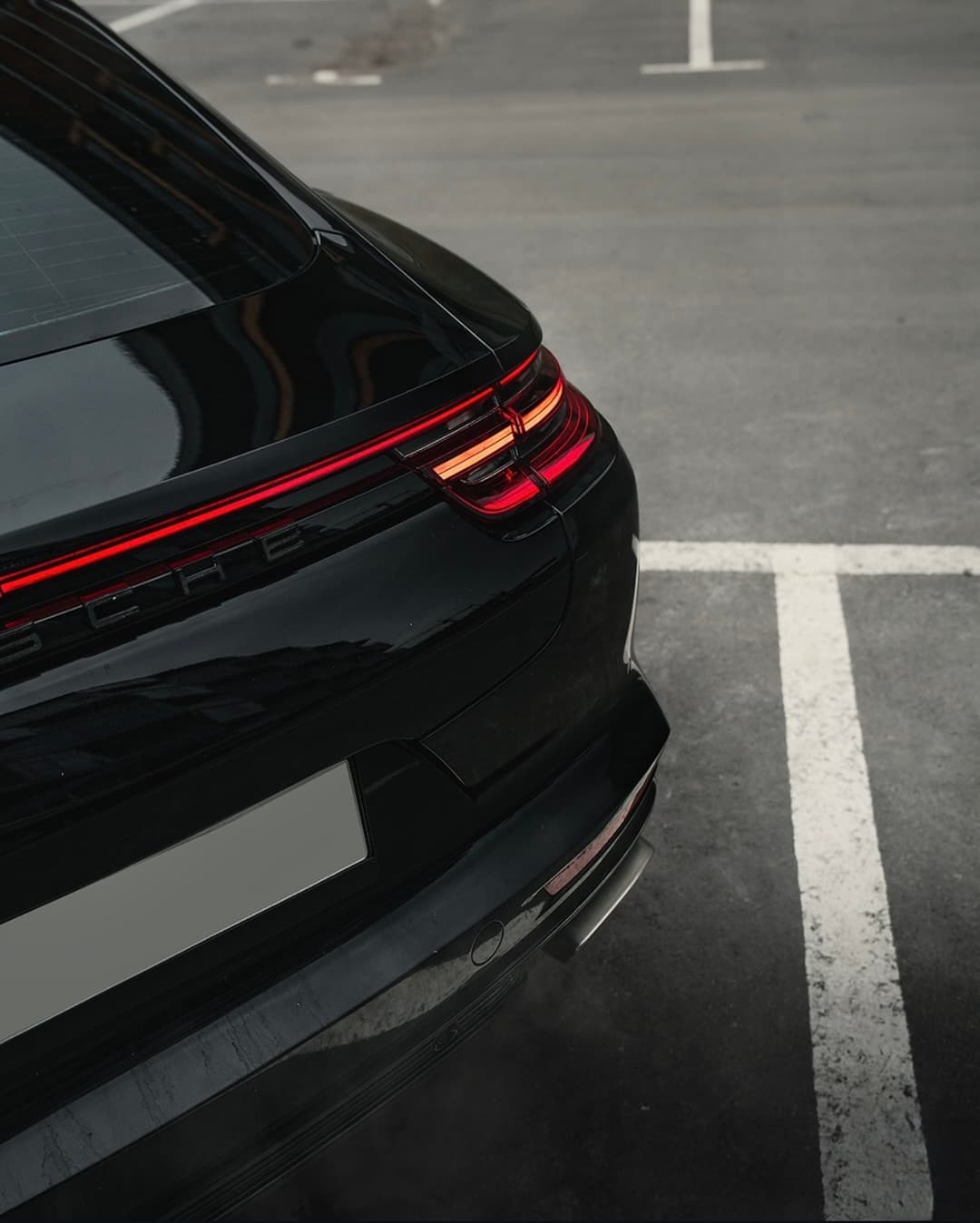 Porsche Panamera 2021
