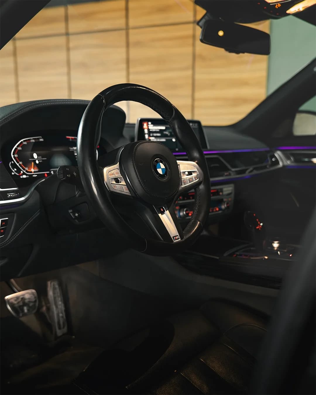 BMW 740i 2022 — rent in Georgia | Autohub