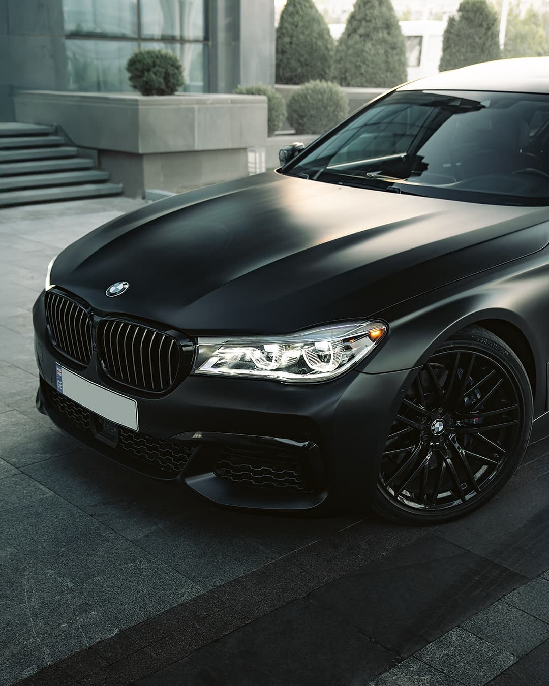 BMW 750i 2017 for rent in Tbilisi and Batumi, Georgia
