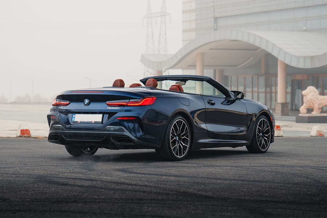 BMW 850i Convertible 2022 — rent in Georgia | Autohub