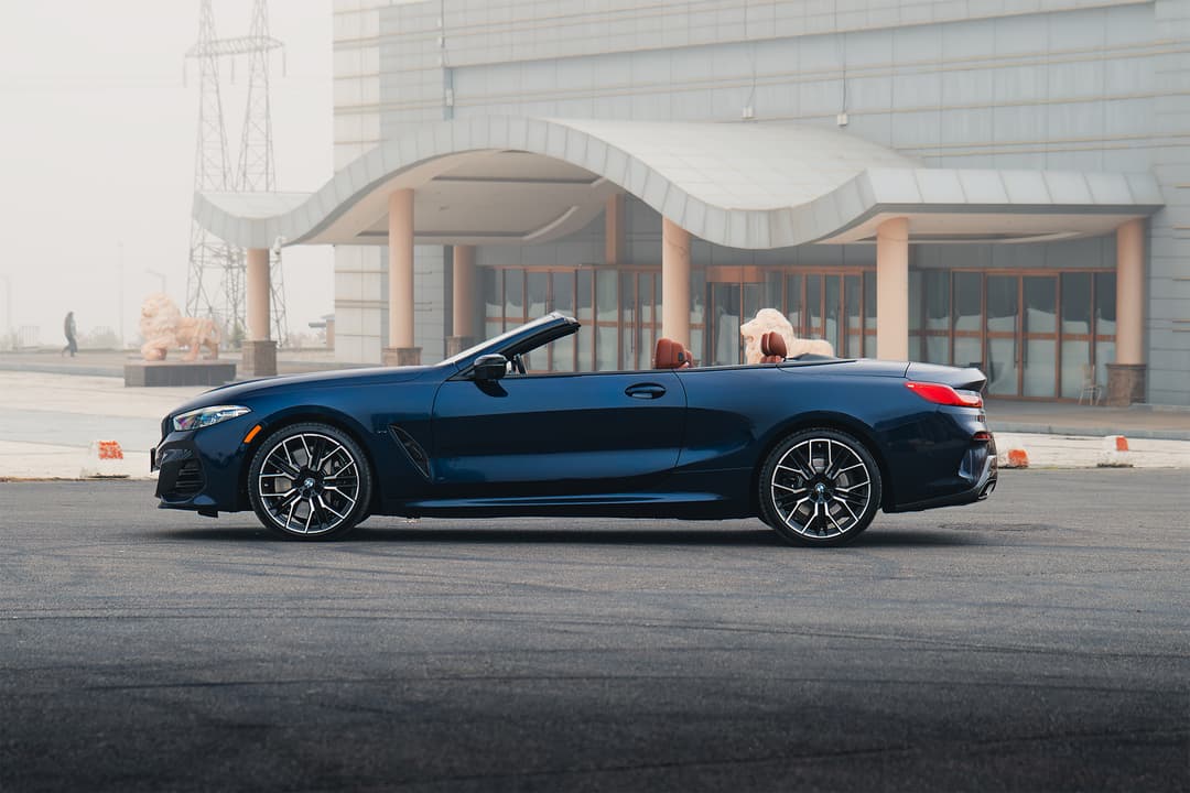 BMW 850i Convertible 2022 — rent in Georgia | Autohub