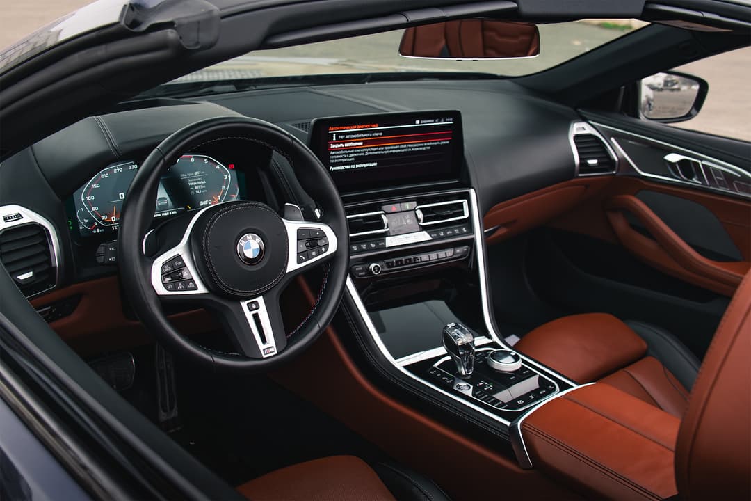 BMW 850i Convertible 2022 — rent in Georgia | Autohub