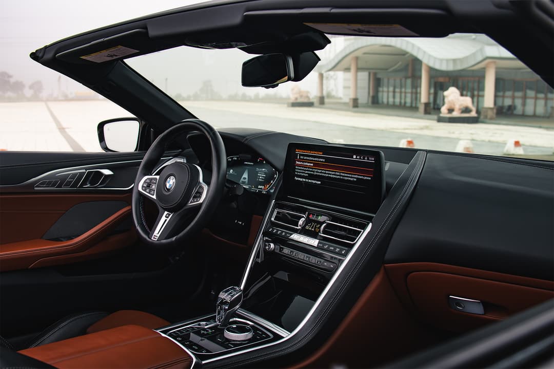 BMW 850i Convertible 2022 — rent in Georgia | Autohub