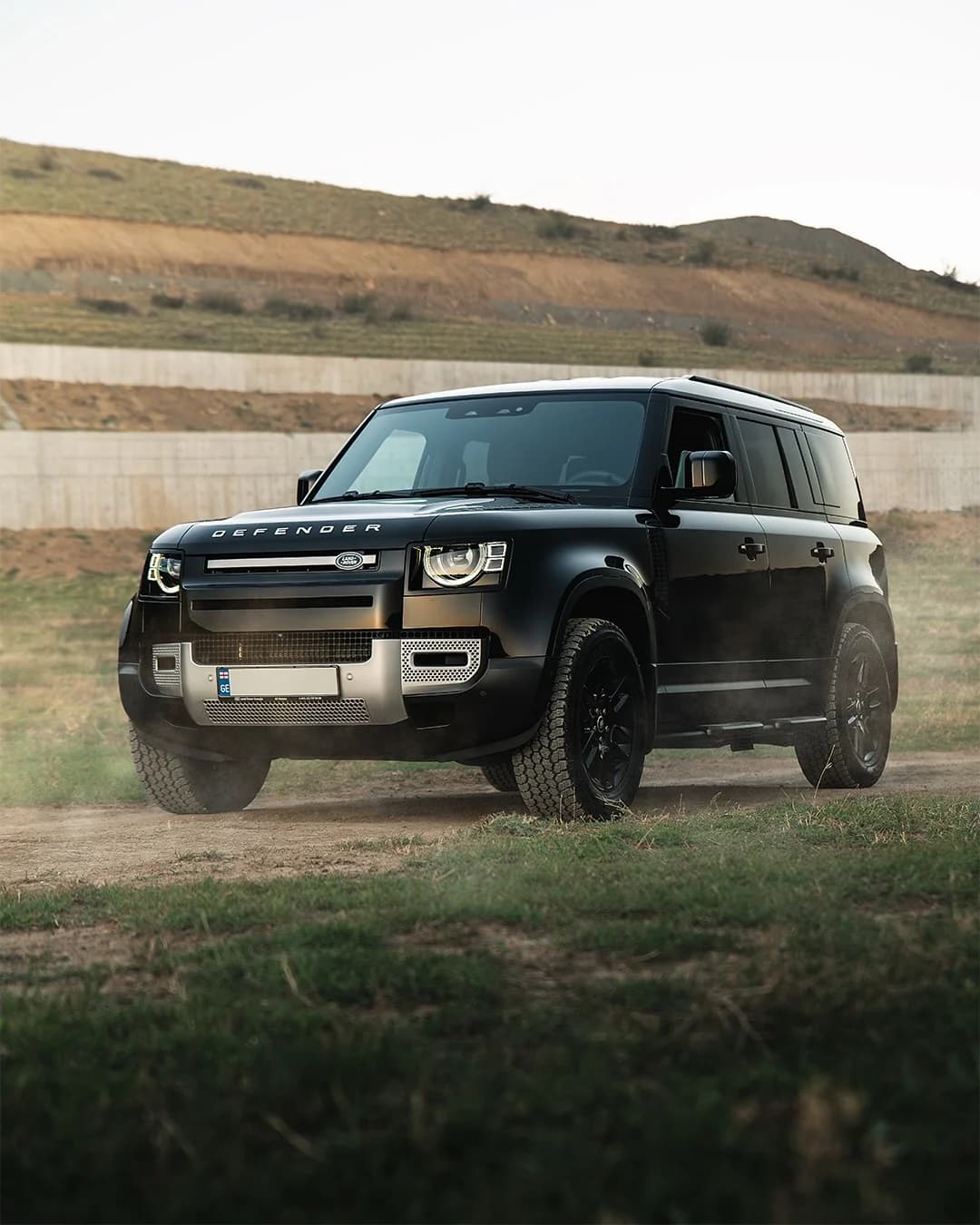 Land Rover Defender 2025 — rent in Georgia | Autohub