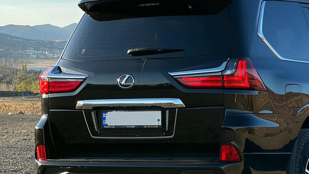Lexus LX 570 2018 for rent in Tbilisi and Batumi, Georgia