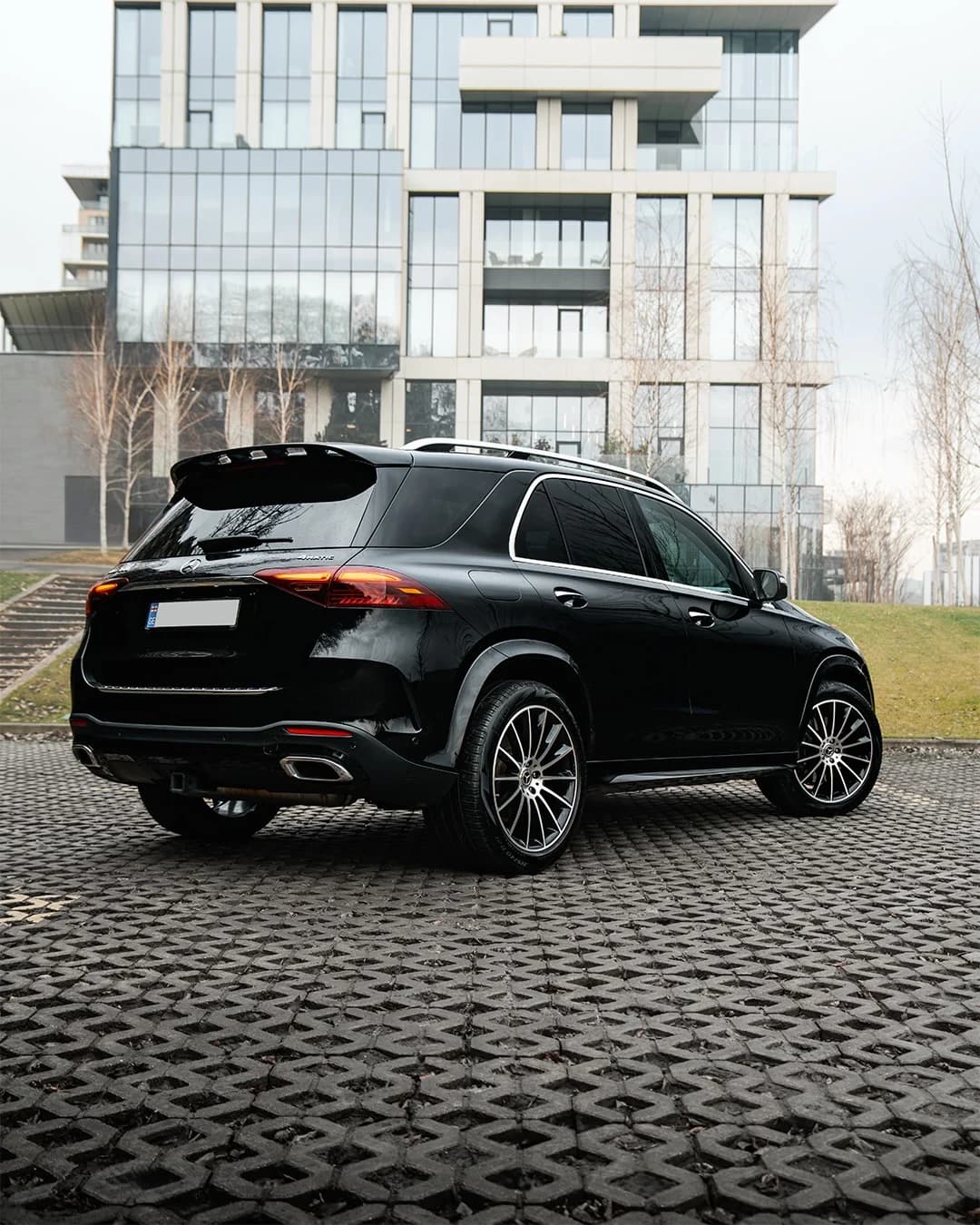 Mercedes-Benz GLE 350 2025 — rent in Georgia | Autohub