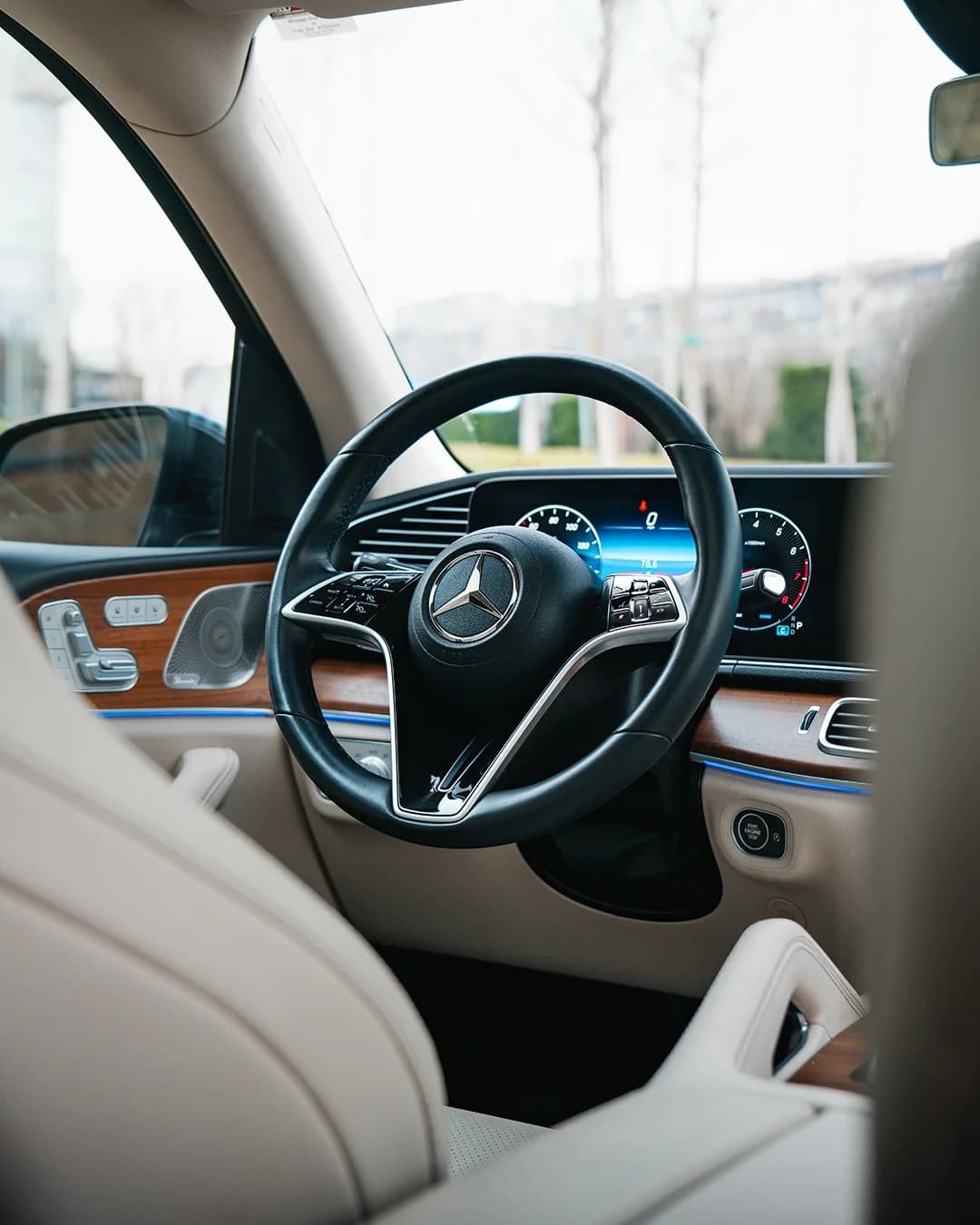 Mercedes-Benz GLE 350 2025 — rent in Georgia | Autohub