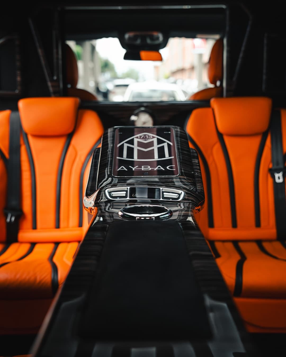 Mercedes-Benz V-Class Maybach 2024
