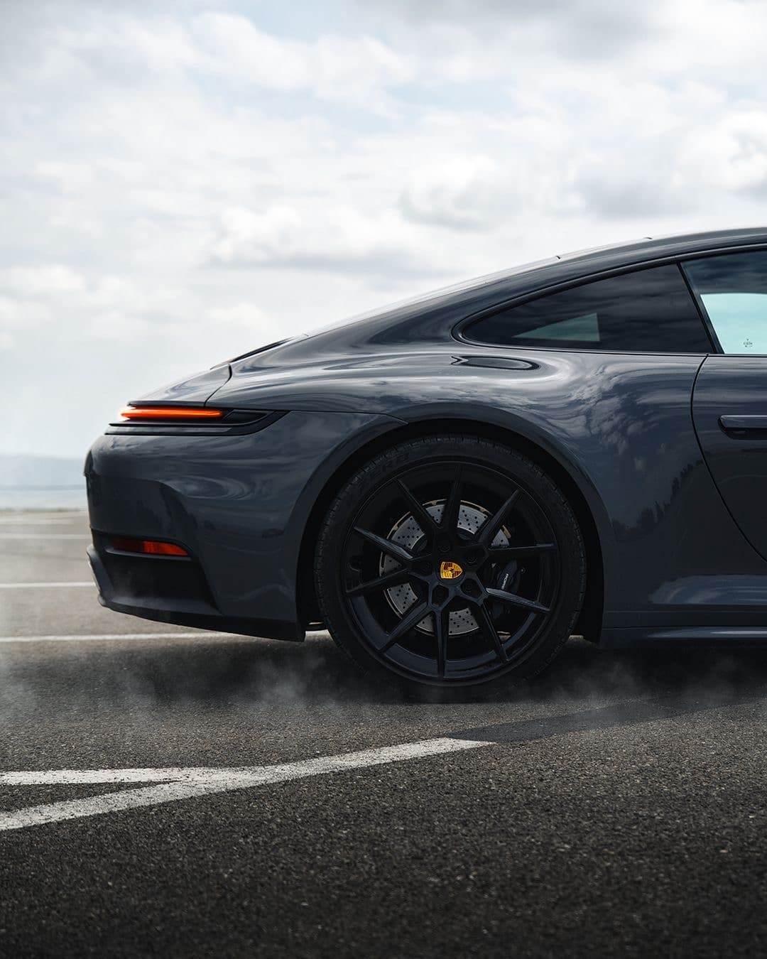 Porsche 911 Carrera 2025 — rent in Georgia | Autohub