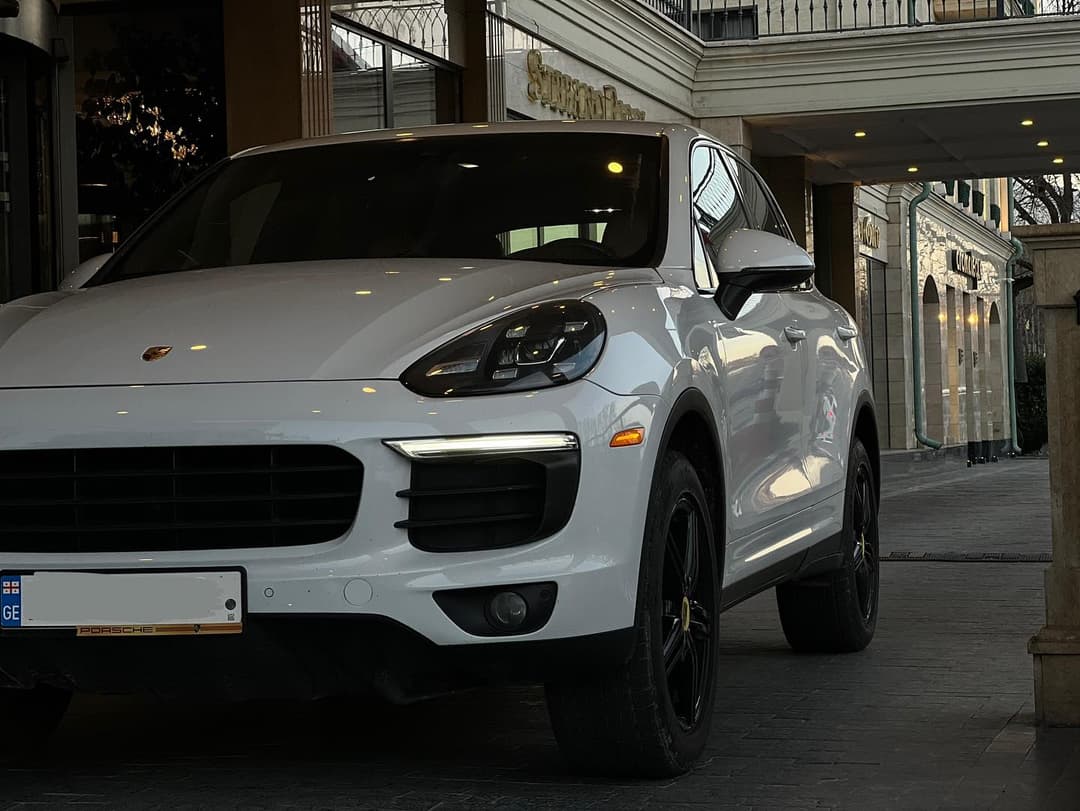 Porsche Cayenne 2016