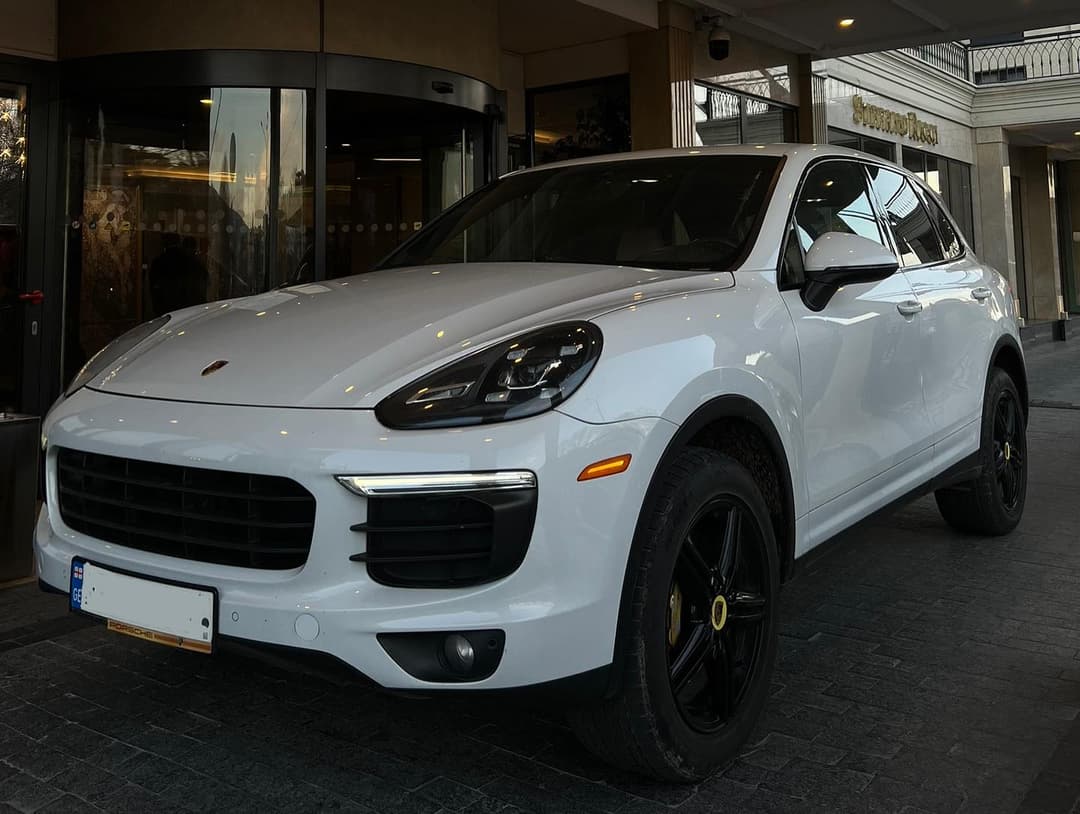 Porsche Cayenne 2016