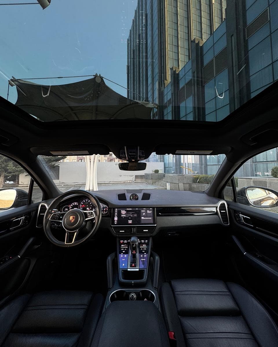 Porsche Cayenne 2022