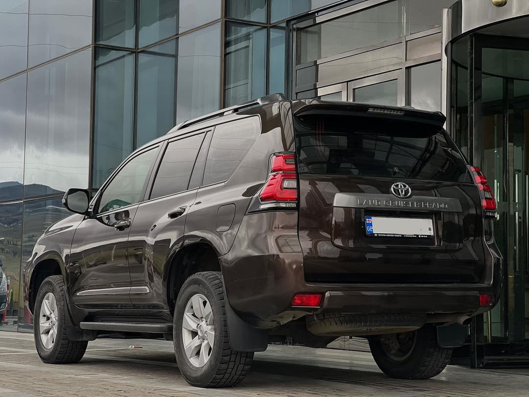 Toyota Land Cruiser Prado 2020
